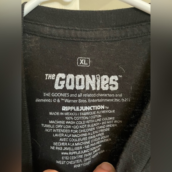 The Goonies graphic tee - Picture 2 of 2